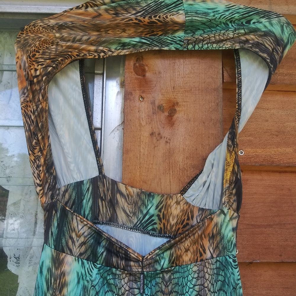 NWT- MULTI TIGER PRINT CROSS OVER HALTERNECK MAXI DRESS/COVER UP - Picture 9 of 16